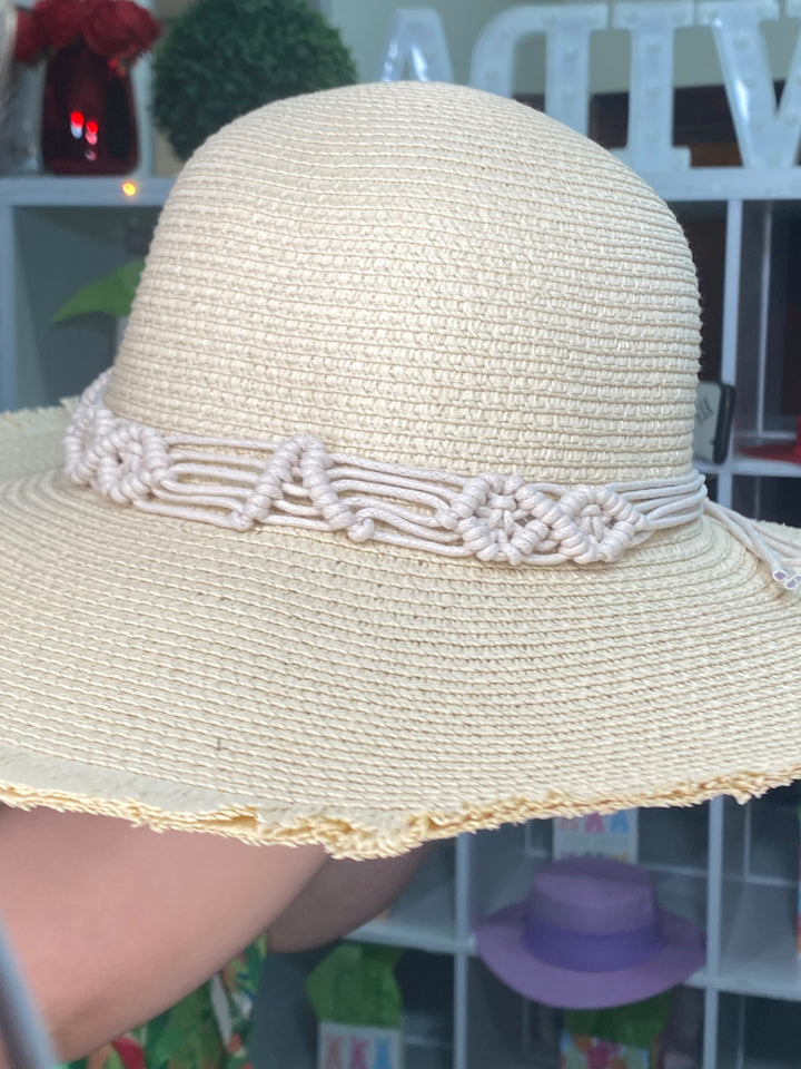 Sombrero Beige Cinta Hueso Rafia Ala Mediana (#117)