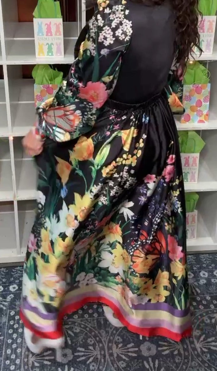 Vestido Latiste Negro Falda Plizada Floral